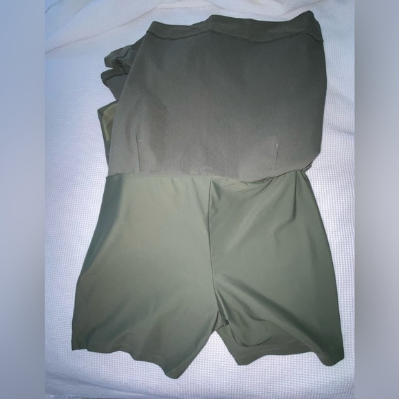 Women’s S.C. & CO. Army green stretchy Pull-on Skort size 8 - Picture 7 of 13